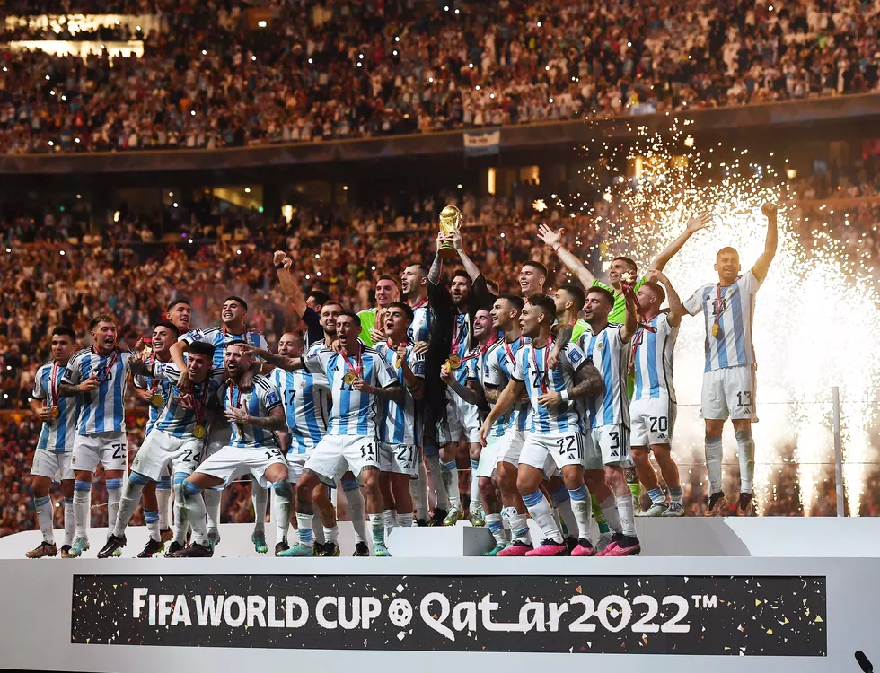 18-12-2022_argentina_de_la_mano_de