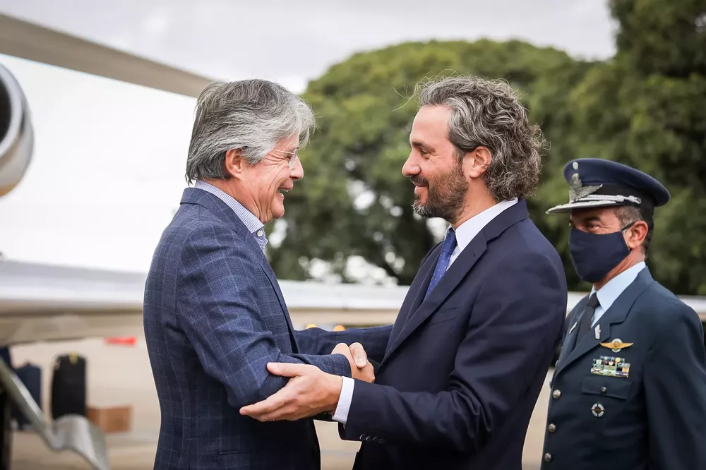 17-04-2022_el_canciller_santiago_cafiero_recibio