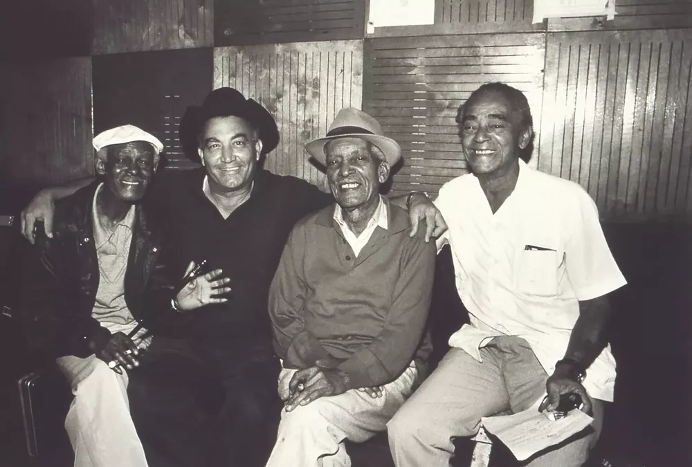 Ibrahim Ferrer, Eliades Ochoa, Compay Segundo & Puntillita Licea (A) (Photo by Susan Titelman) WEB