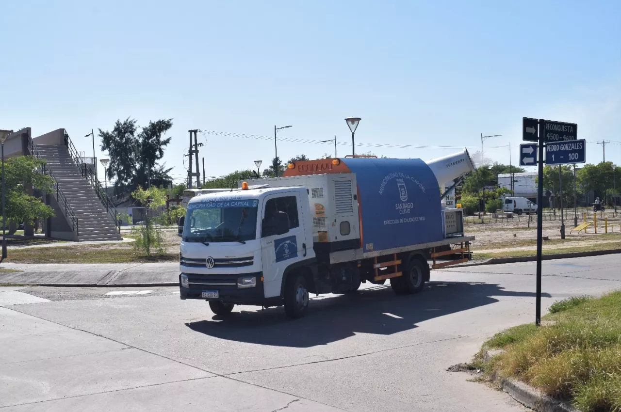 camión fumigador