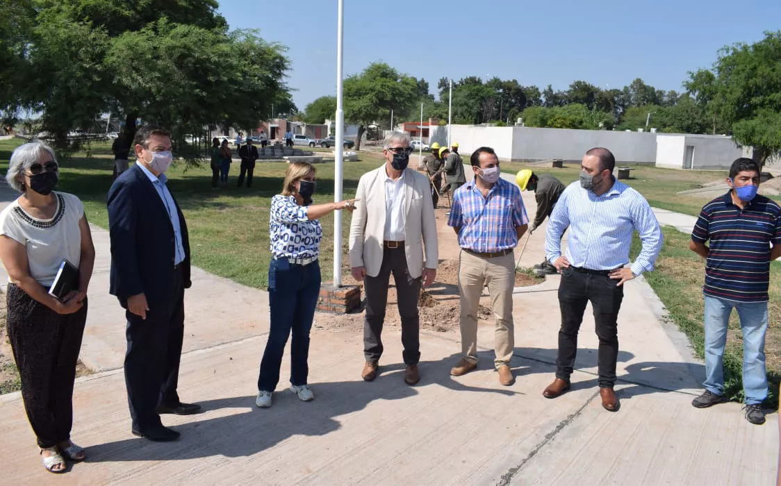 fuentes plaza la católica