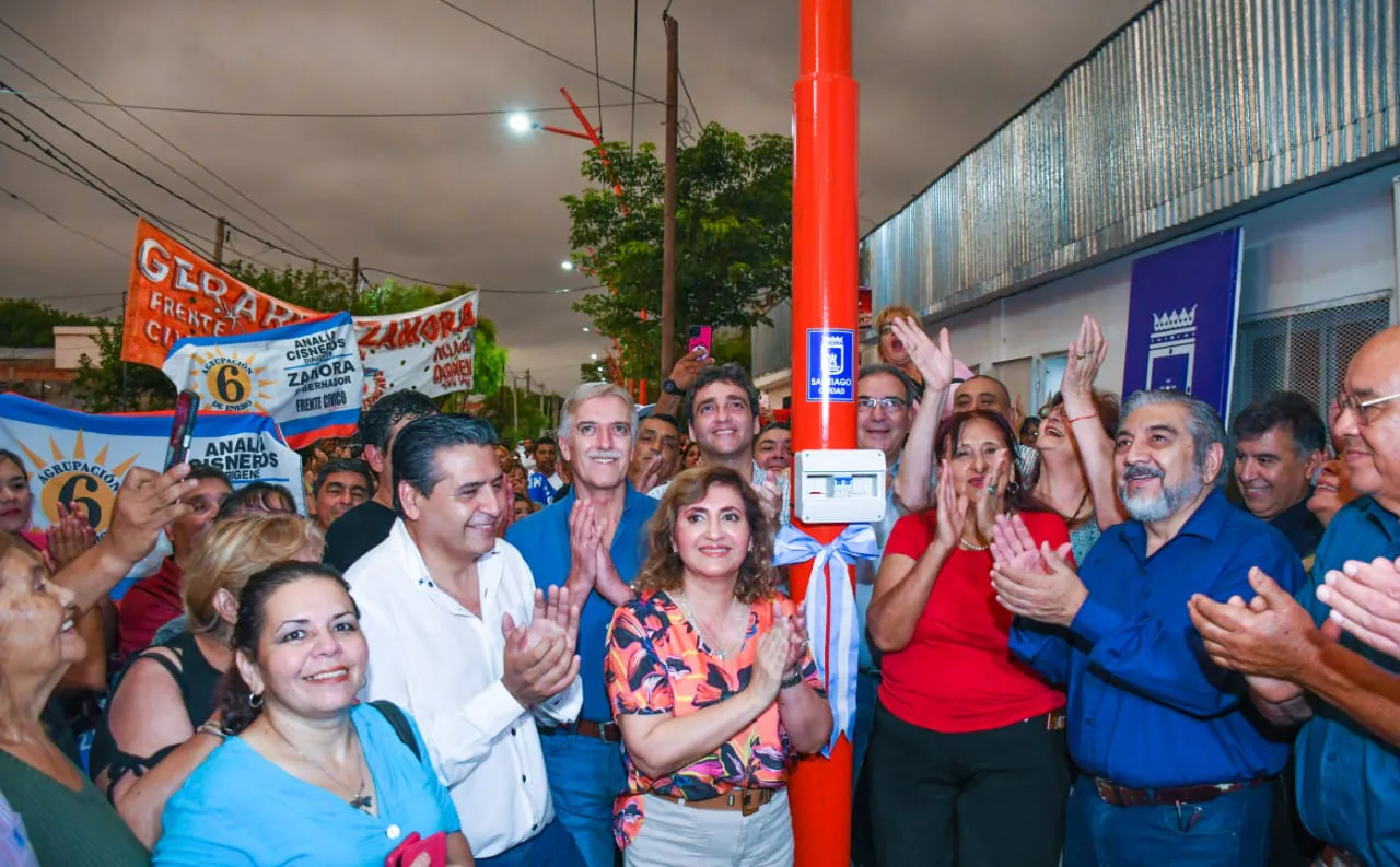 ILUMINACION LED B RECONQUISTA