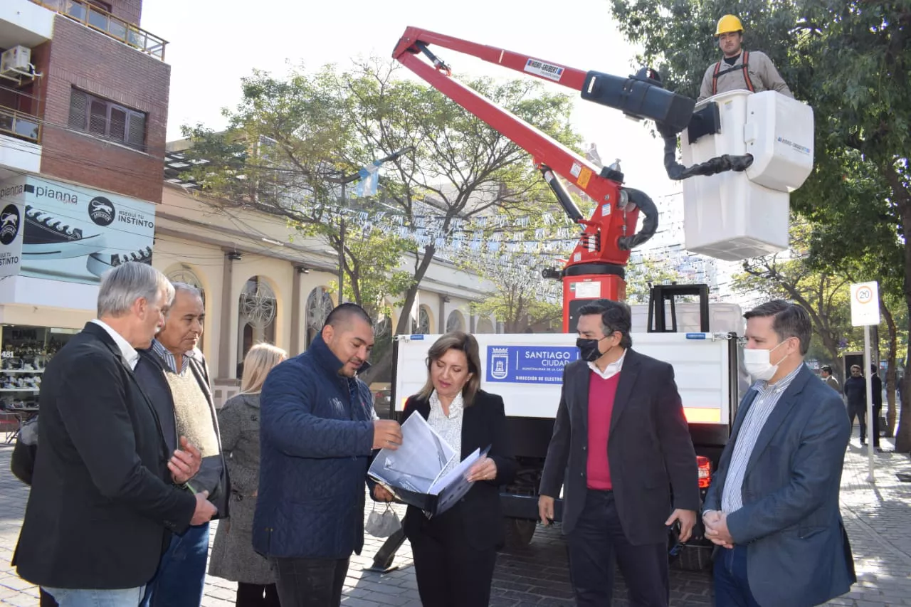 fuentes grua