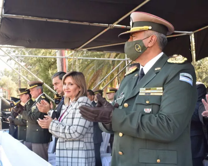 fuentes desfile gendarmería