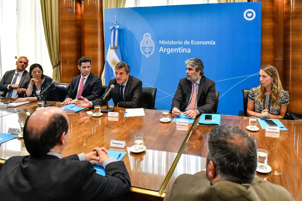 12-12-2022_el_ministro_de_economia_sergio