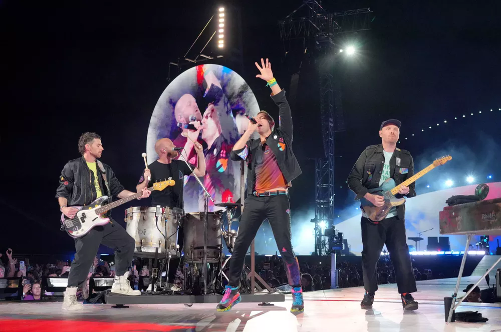 23-05-2022_el_grupo_britanico_coldplay_agrego
