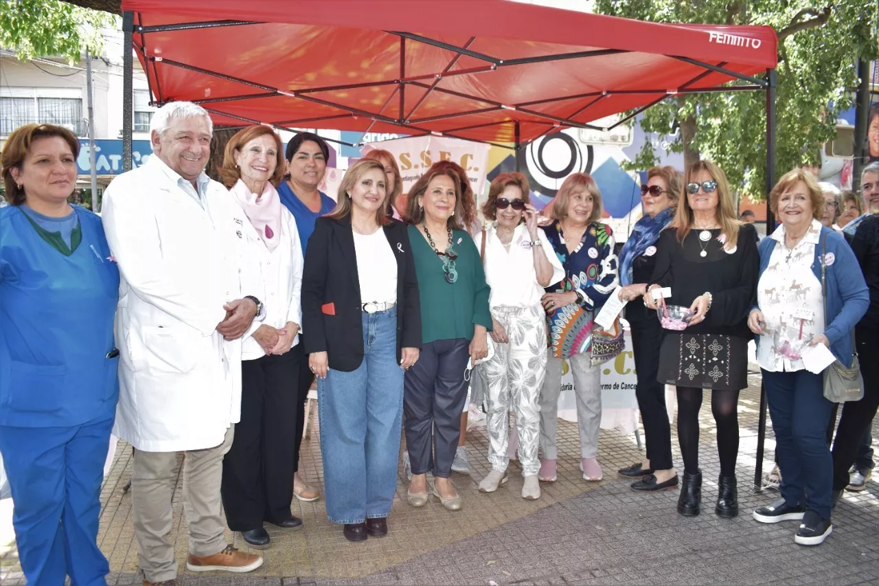 Intendente operativo cáncer de mama