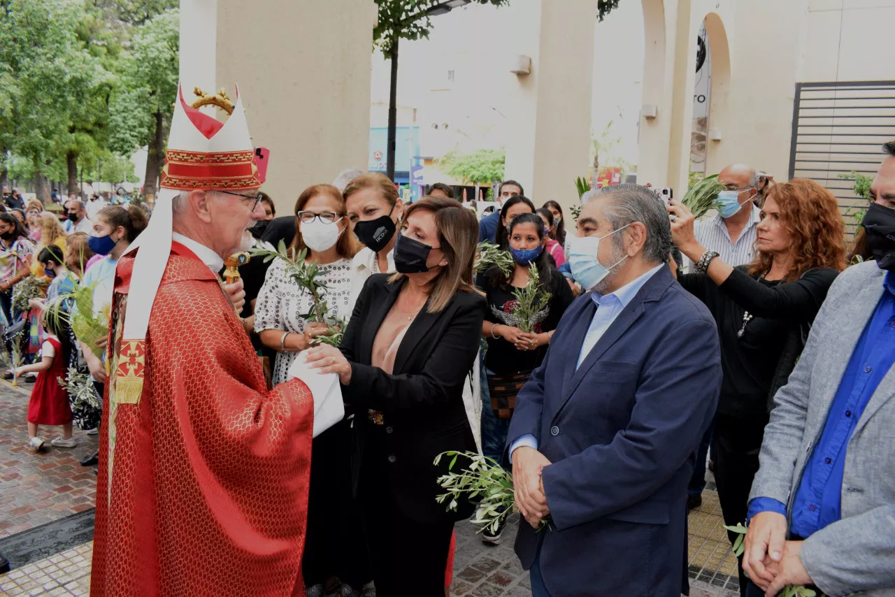 fuentes obispo domingo de ramos