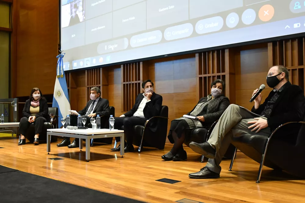 20-08-2021_los_ministros_ciencia_tecnologia_e