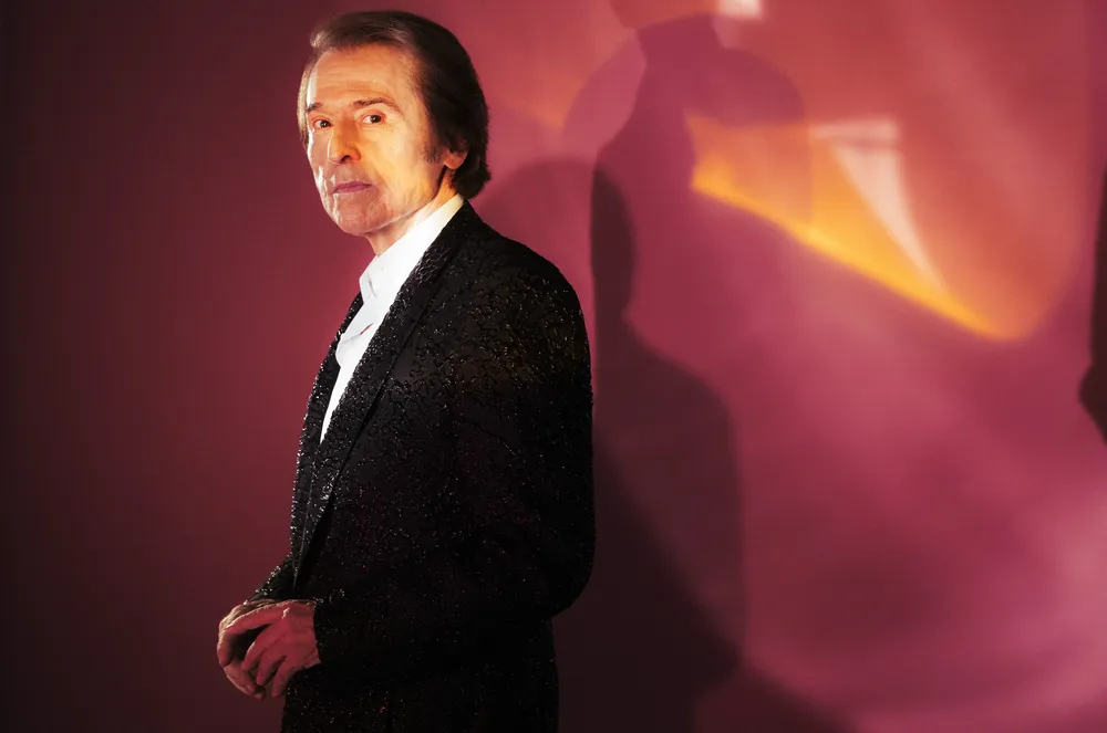 10-01-2024_el_cantante_y_compositor_espaniol