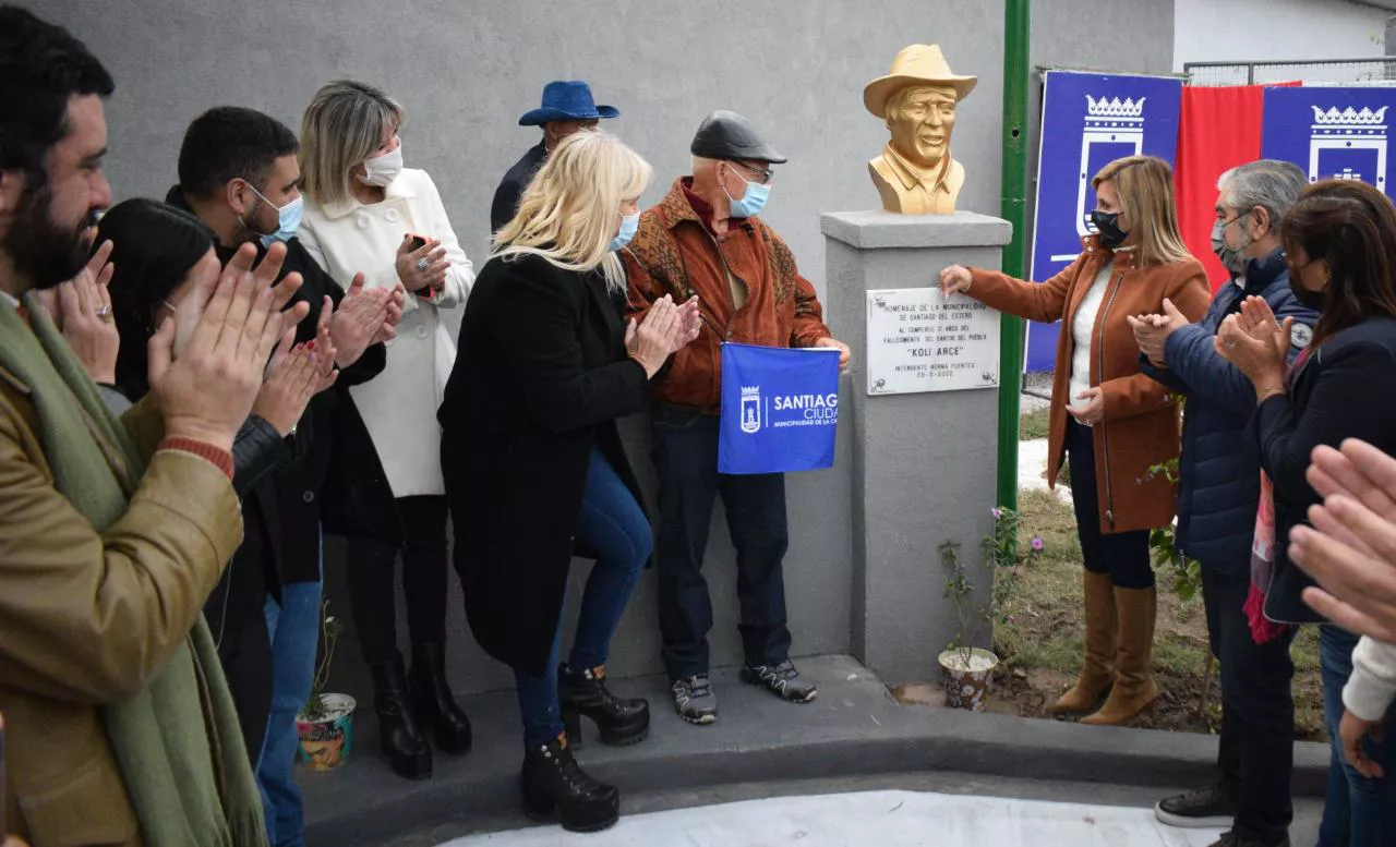 fuentes homenaje koli arce