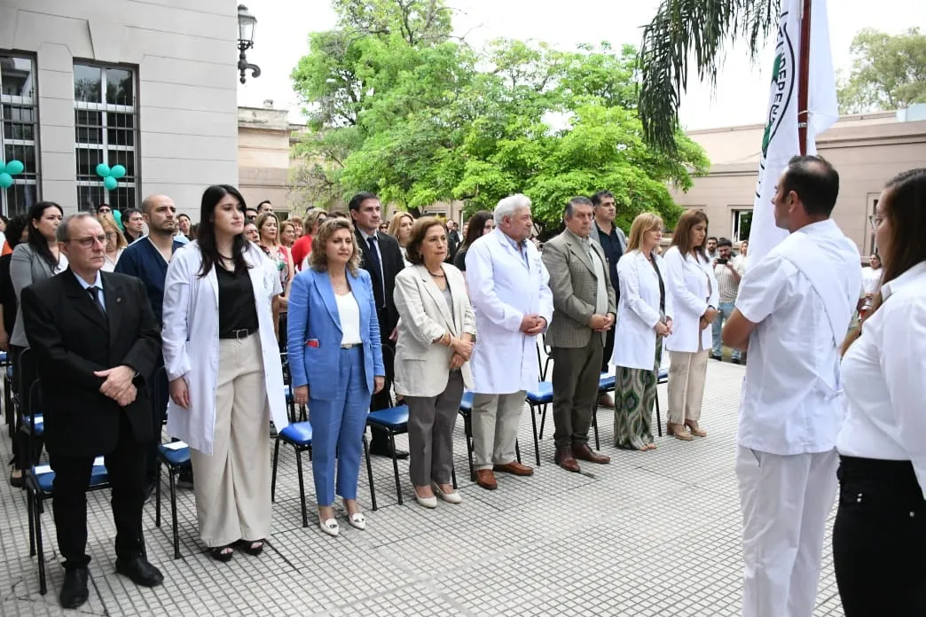 Intendente acto hospitalIndependencia