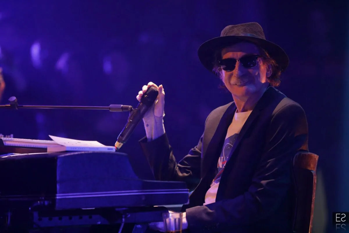 charly-garcia-random-1200x800