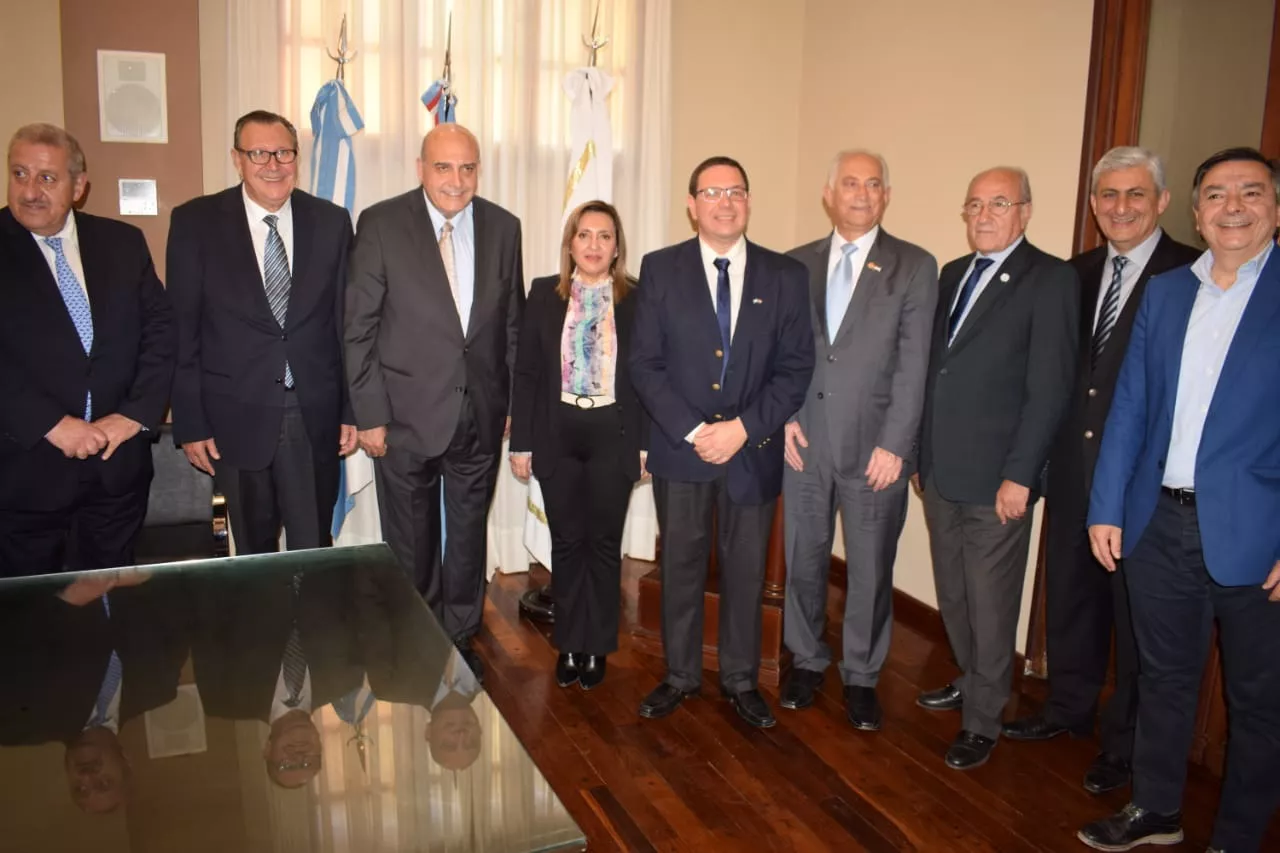 visita embajador árabe sirio