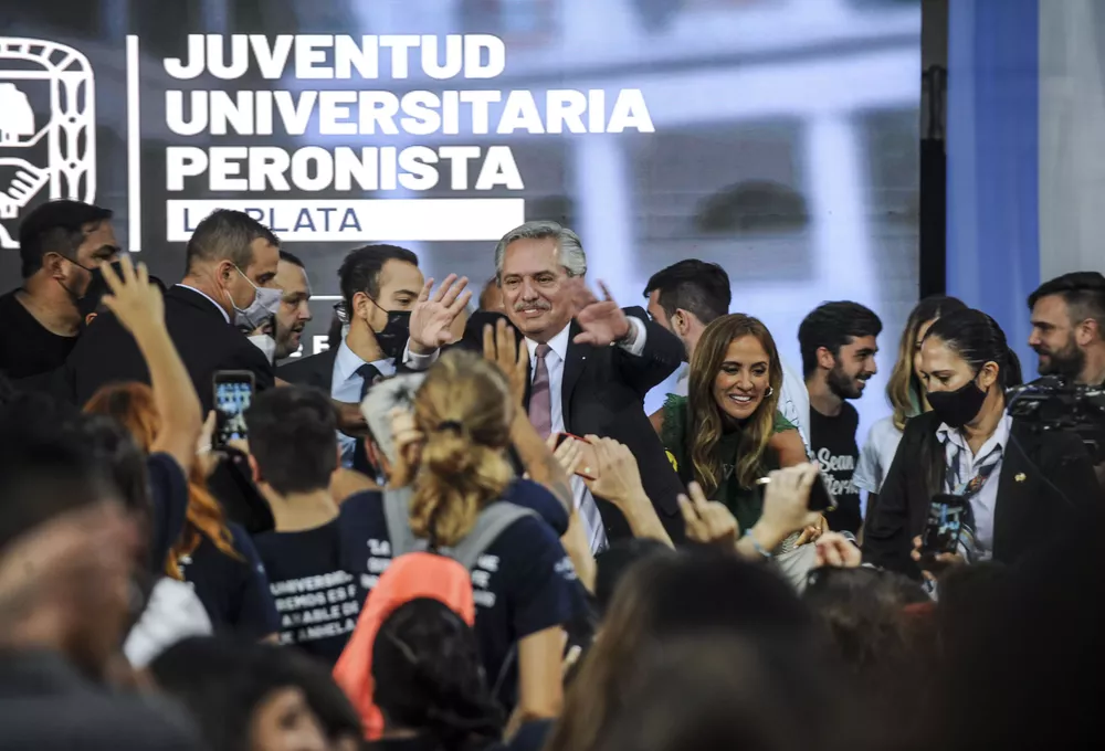 23-02-2022_el_presidente_alberto_fernandez_defendio