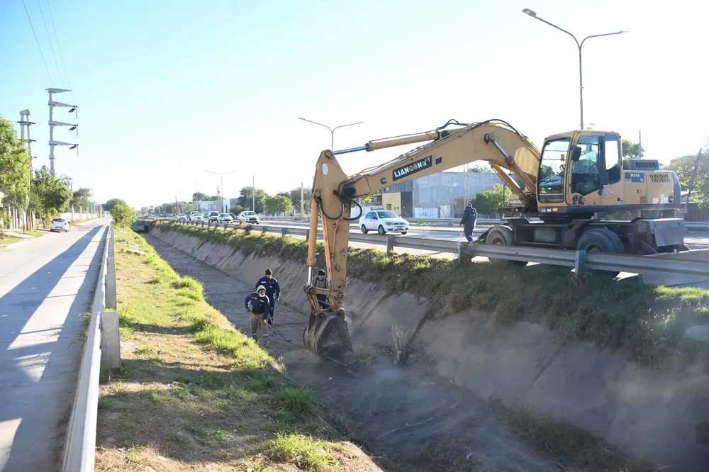 colector pluvial Lugones