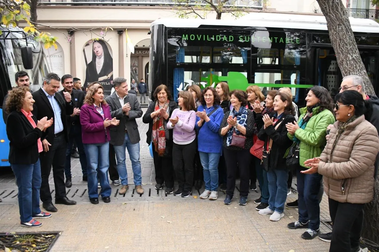 Intendente programa conociendo mi ciudad