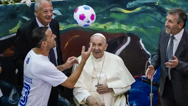 20-05-2022_el_papa_francisco_bendijo_hoy