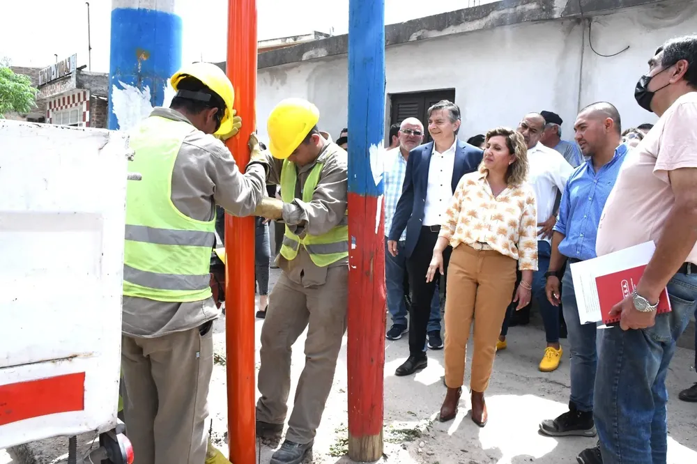 Fuentes visita obra iluminación Avenida Aguirre