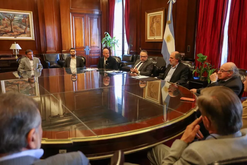 12-05-2022_el_ministro_de_desarrollo_productivo