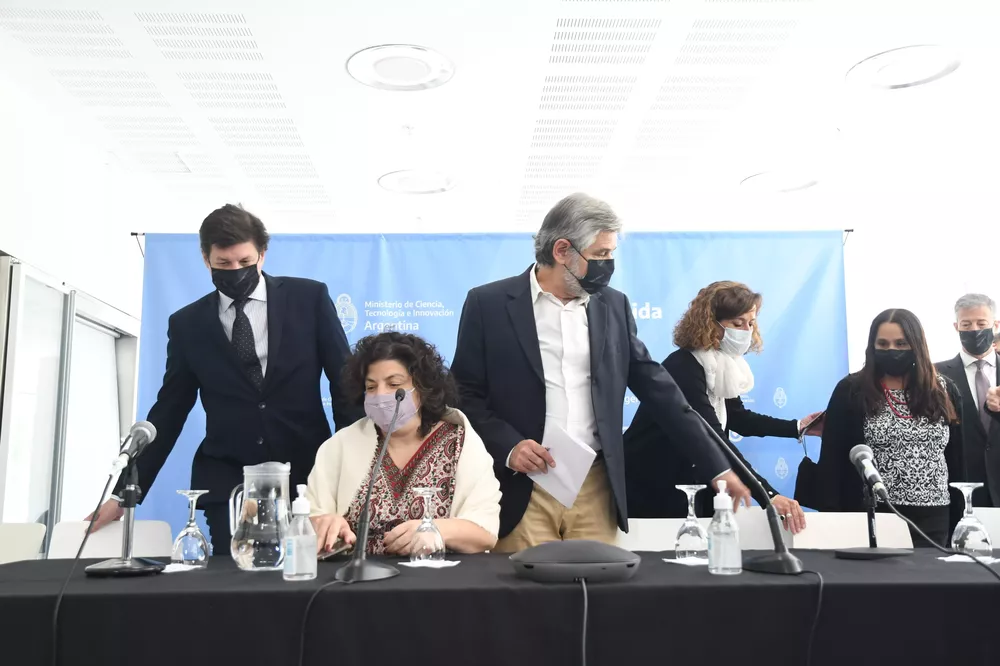 30-03-2022_los_ministros_de_salud_carla