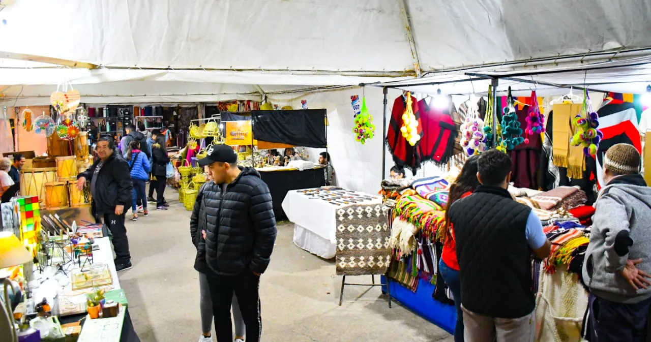 artesanos feria