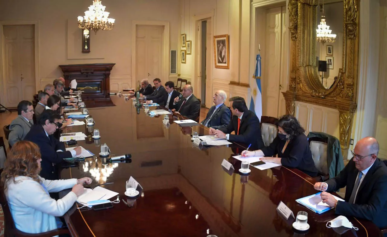 03-11-2021_el_jefe_de_gabinete_juan