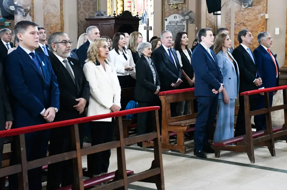 fuentes acto 25