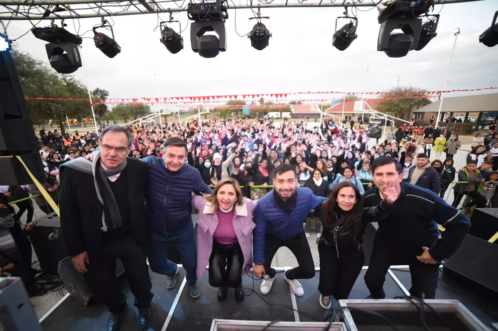 fuentes encuentro con estudiantes
