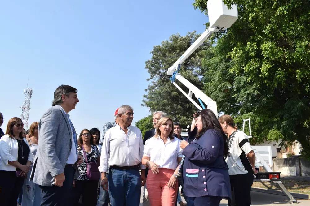 fuentes entrega de grua
