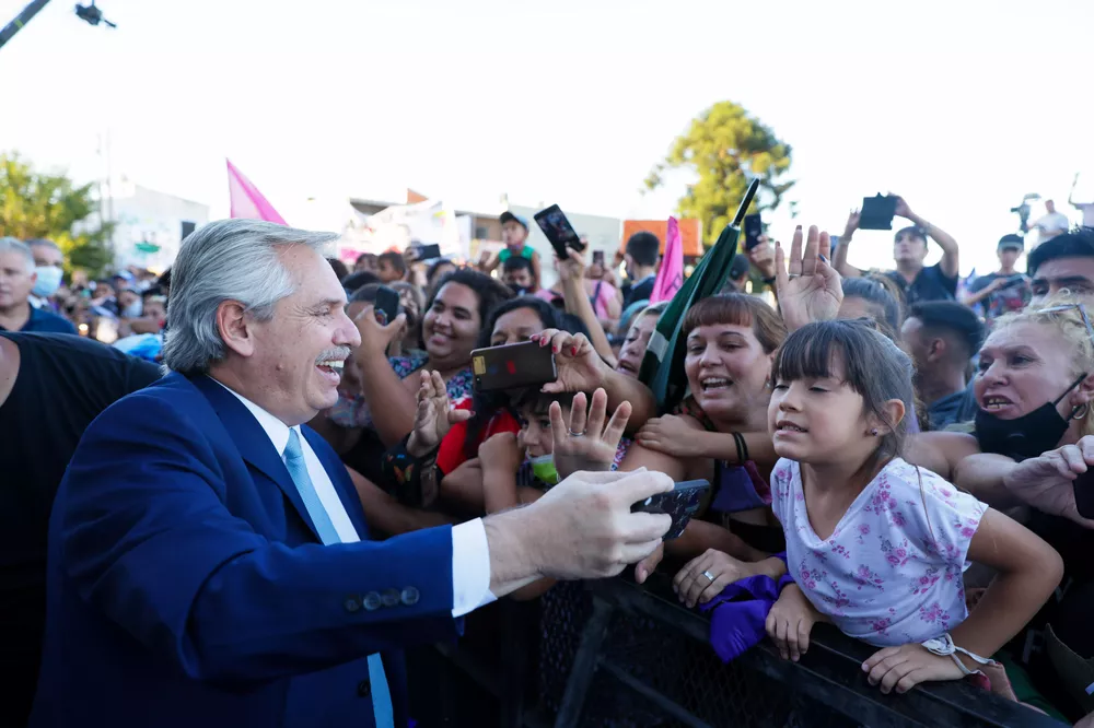 08-03-2022_el_presidente_alberto_fernandez_manifesto