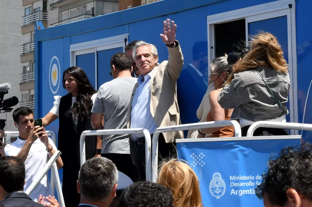 10-01-2023_el_presidente_alberto_fernandez_visito