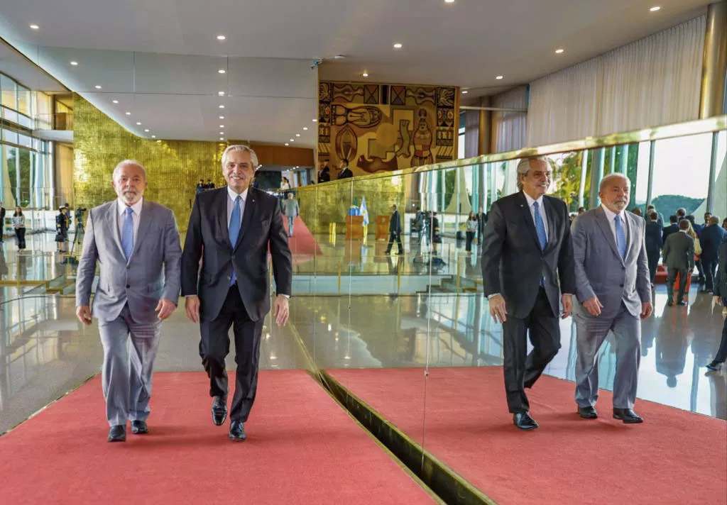 03-05-2023_fernandez_visita_a_lula_con