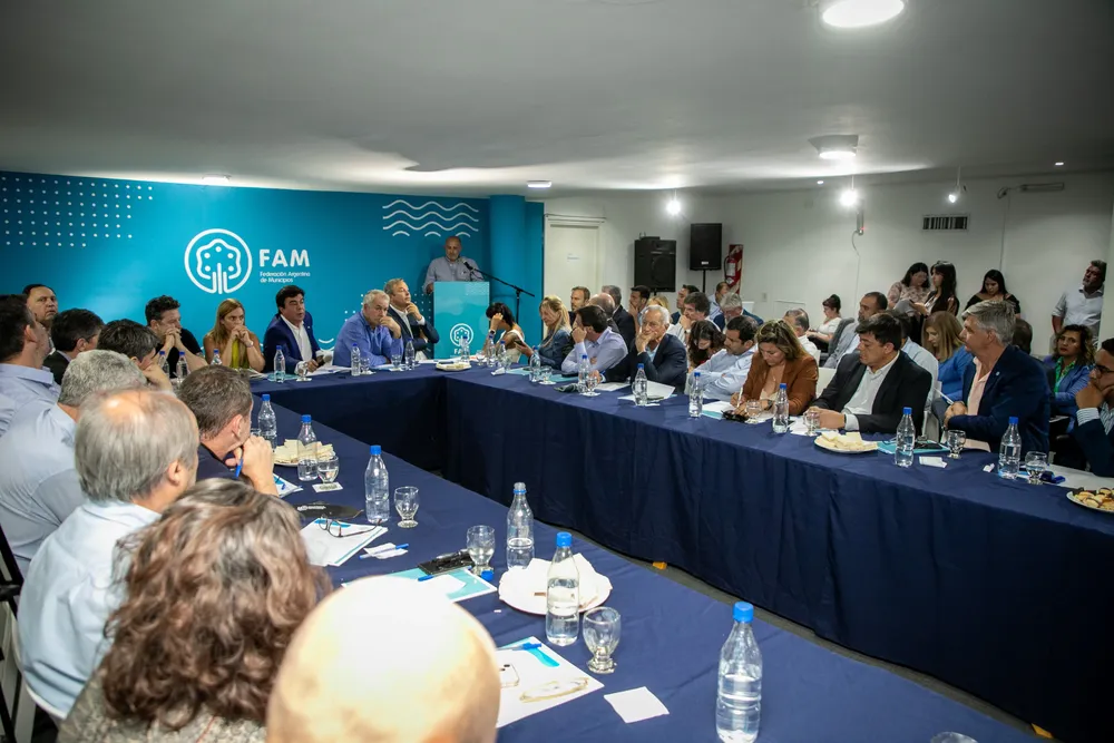 reunion fuentes 2 fam