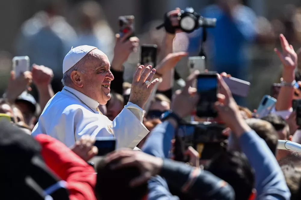 10-04-2023_el_papa_francisco_mostro_hoy