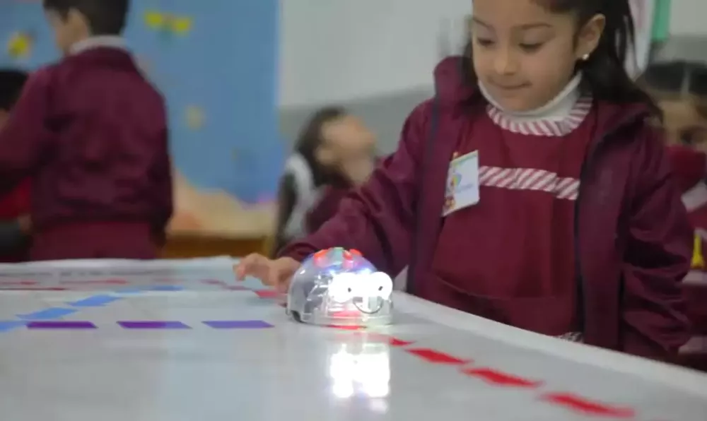 robot jardines de infantes